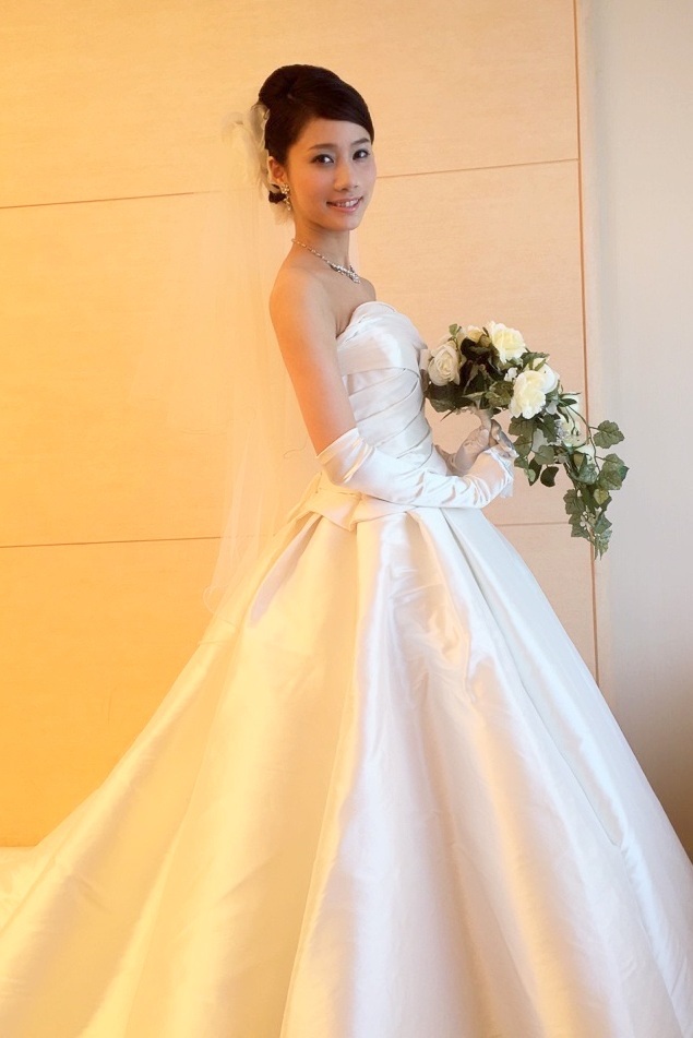 桜井 麻莉 ｜ モデル一覧 ｜ Doris Bridal